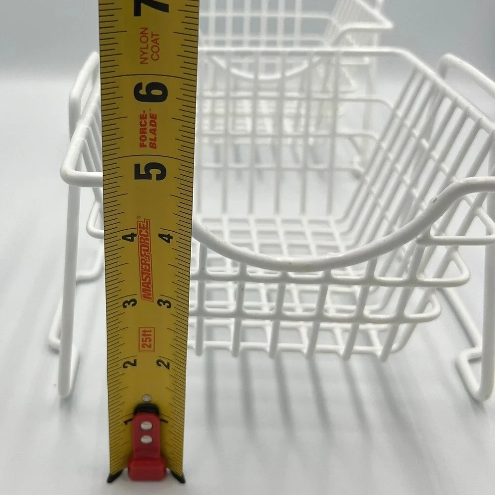 Stackable Wire Storage Baskets Set of 2 White Very Good Farmhouse